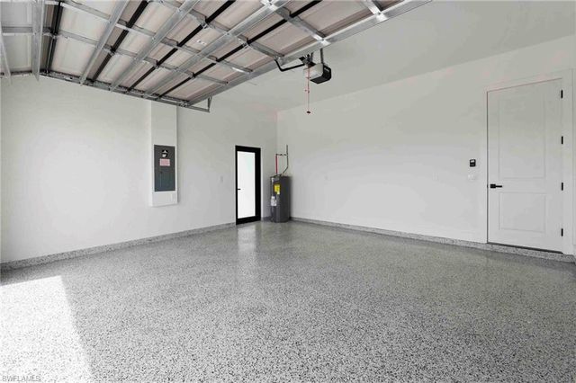 3724 7th ST SW, Lehigh Acres, FL 33976