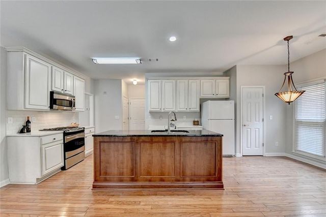 4501 Village Springs Place, Atlanta, GA 30338