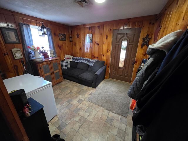 50 Knotty Knoll Circle, Farmington, NH 03835