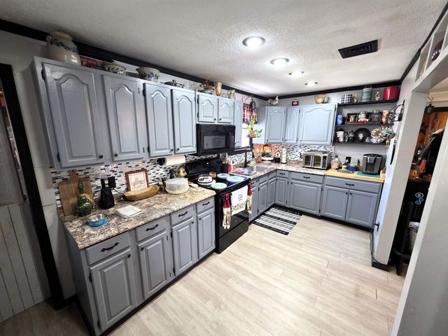 50 Knotty Knoll Circle, Farmington, NH 03835