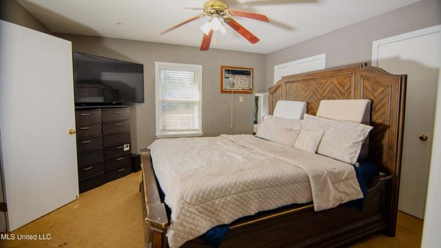 105 Park Street, Batesville, MS 38606
