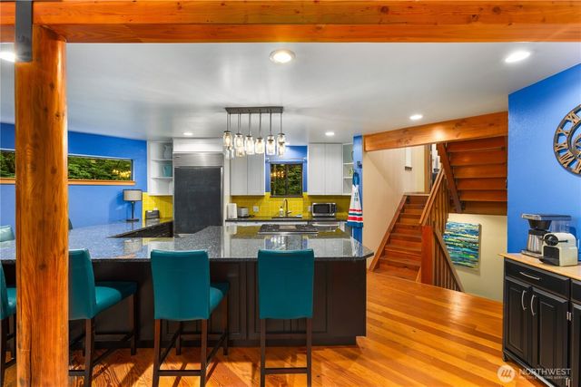 6520 E Mercer Way, Mercer Island, WA 98040