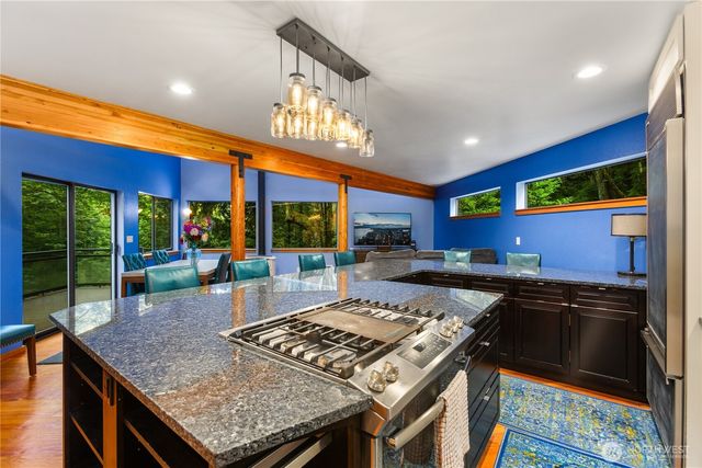 6520 E Mercer Way, Mercer Island, WA 98040