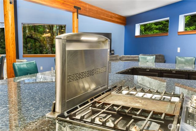 6520 E Mercer Way, Mercer Island, WA 98040