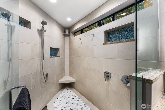 6520 E Mercer Way, Mercer Island, WA 98040