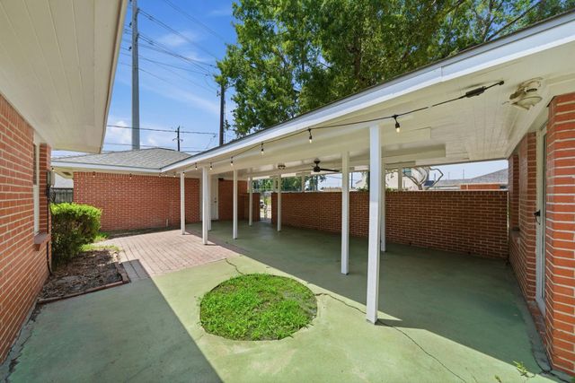 6323 Cindy Lane, Houston, TX 77008