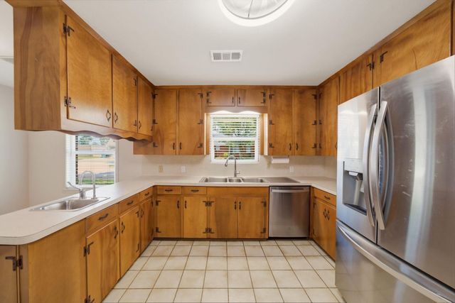 6323 Cindy Lane, Houston, TX 77008