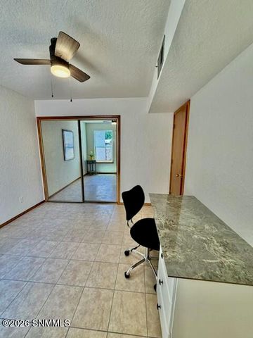1015 Galvan Drive, Las Cruces, NM 88005