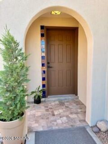 1015 Galvan Drive, Las Cruces, NM 88005