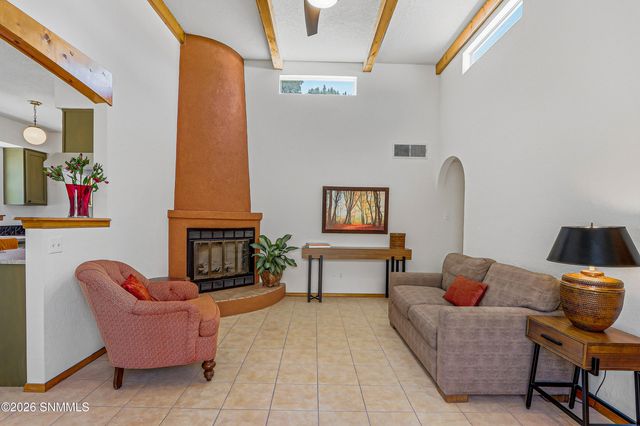 1015 Galvan Drive, Las Cruces, NM 88005