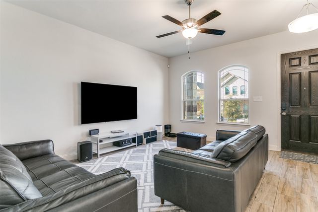 154 Mccartt Drive, Lewisville, TX 75067