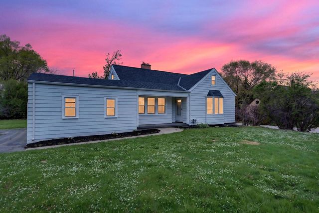 305 Leanore LANE, Brookfield, WI 53005