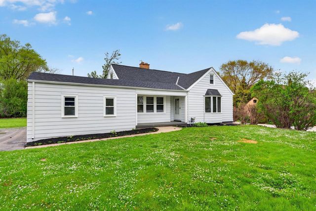 305 Leanore LANE, Brookfield, WI 53005
