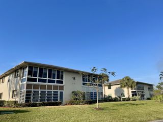 14 Lake Vista Trail 102, Port St Lucie, FL 34952