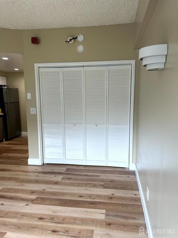40-9998 NE Fayyette Street 21, Perth Amboy, NJ 08861