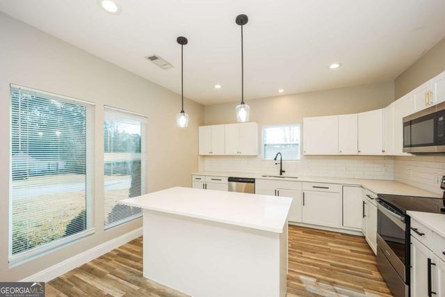 1433 Willow Drive, Riverdale, GA 30296