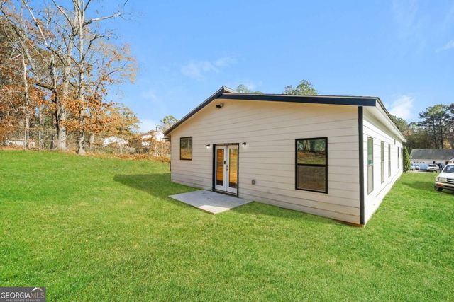 1433 Willow Drive, Riverdale, GA 30296