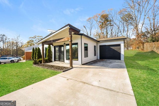 1433 Willow Drive, Riverdale, GA 30296