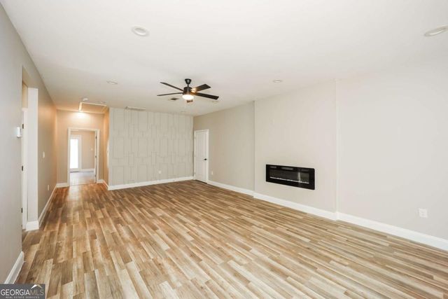 1433 Willow Drive, Riverdale, GA 30296