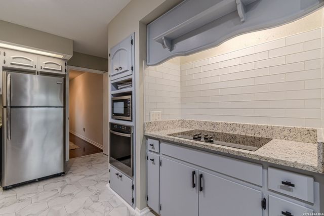 7500 Callaghan Rd Apt 262, San Antonio, TX 78229