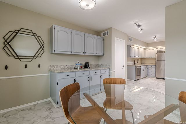 7500 Callaghan Rd Apt 262, San Antonio, TX 78229