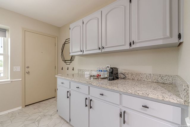 7500 Callaghan Rd Apt 262, San Antonio, TX 78229