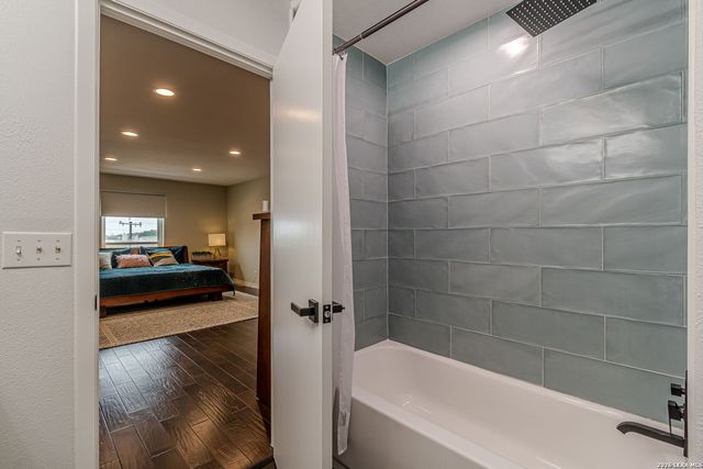 7500 Callaghan Rd Apt 262, San Antonio, TX 78229