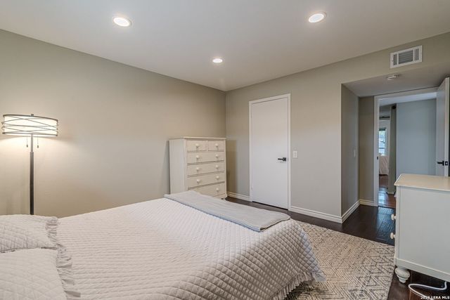 7500 Callaghan Rd Apt 262, San Antonio, TX 78229