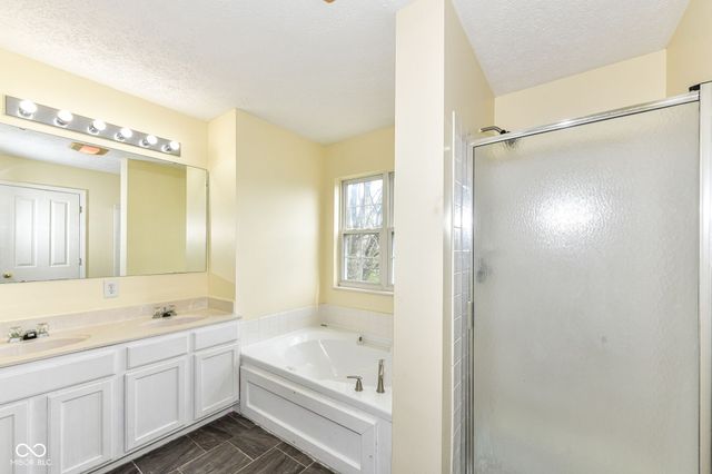 5249 Hickory Lake Drive, Indianapolis, IN 46235