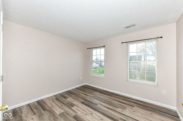 5249 Hickory Lake Drive, Indianapolis, IN 46235