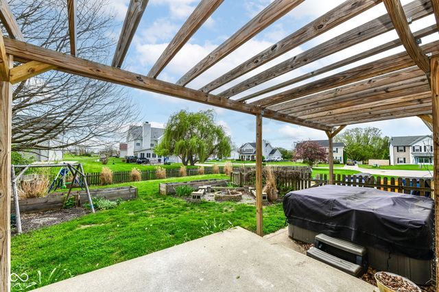 5249 Hickory Lake Drive, Indianapolis, IN 46235