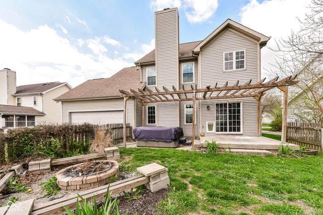 5249 Hickory Lake Drive, Indianapolis, IN 46235