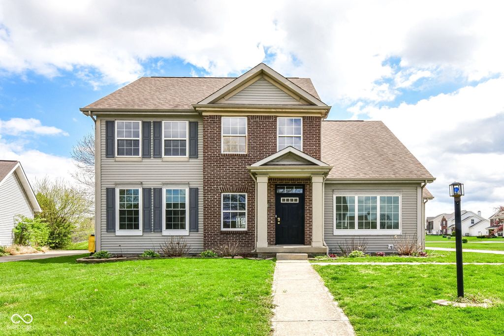 5249 Hickory Lake Drive, Indianapolis, IN 46235