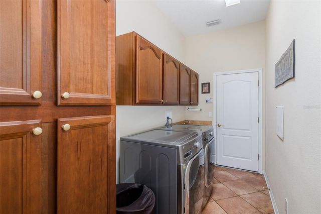 1739 MOUNTAIN ASH WAY, New Port Richey, FL 34655