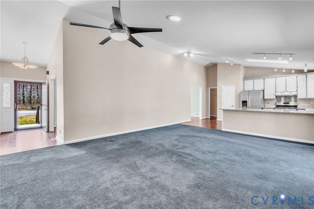 1120 Dillard St, Tappahannock, VA 22560