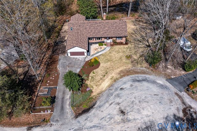 1120 Dillard St, Tappahannock, VA 22560