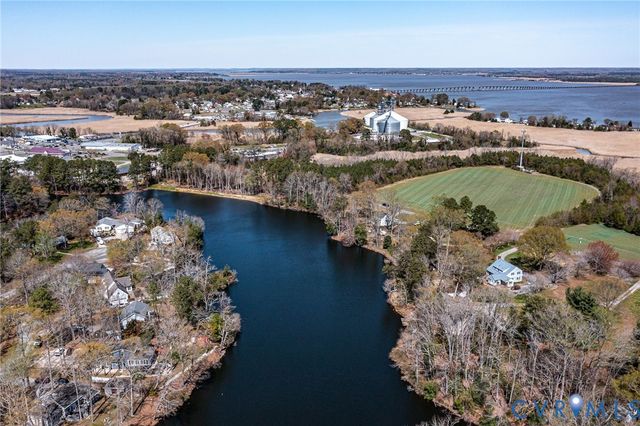 1120 Dillard St, Tappahannock, VA 22560