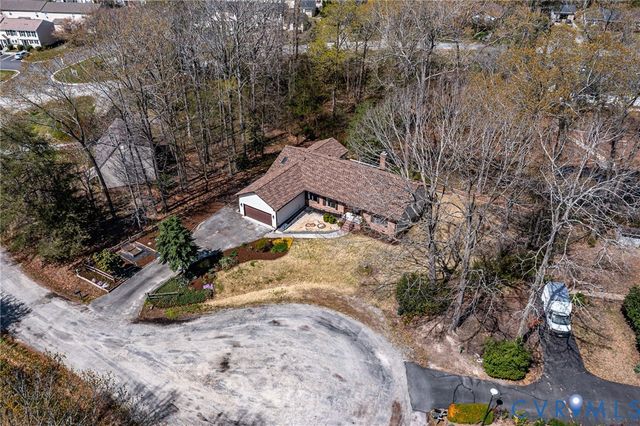 1120 Dillard St, Tappahannock, VA 22560