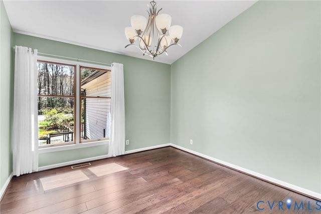 1120 Dillard St, Tappahannock, VA 22560