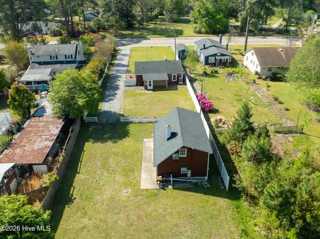 322 River Road, Washington, NC 27889