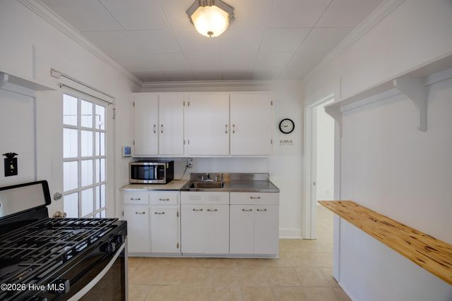 322 River Road, Washington, NC 27889