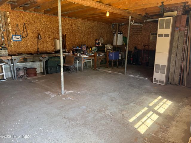 322 River Road, Washington, NC 27889