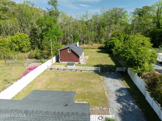 322 River Road, Washington, NC 27889
