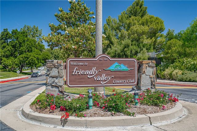 19545 Brendle, Newhall, CA 91321