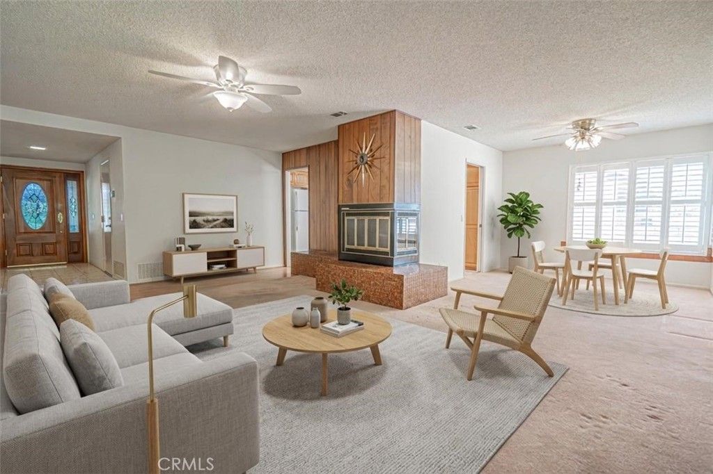 Image 2 of property listing at 19545 Brendle, Newhall, CA 91321