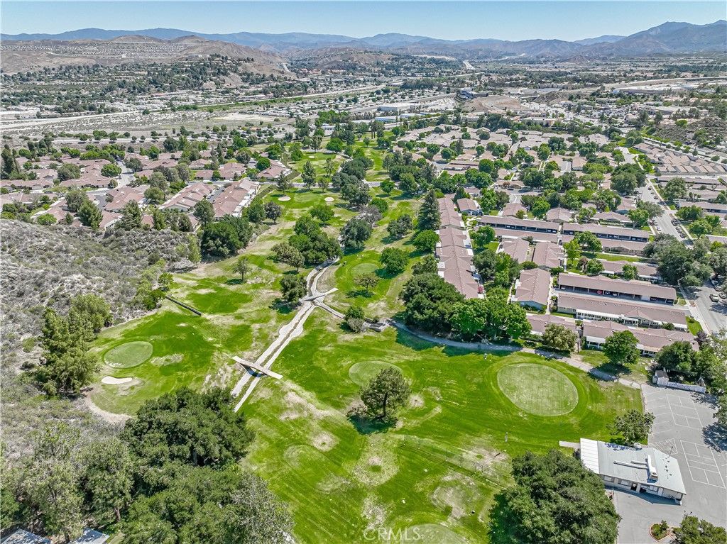 Image 31 of property listing at 19545 Brendle, Newhall, CA 91321