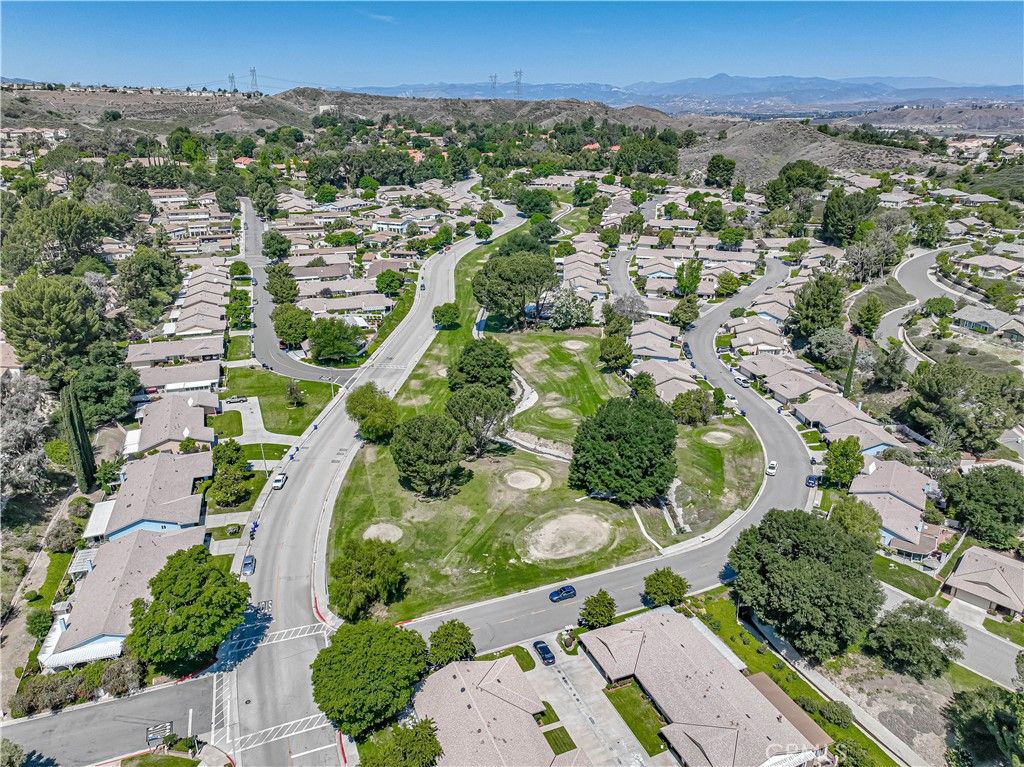 Image 32 of property listing at 19545 Brendle, Newhall, CA 91321