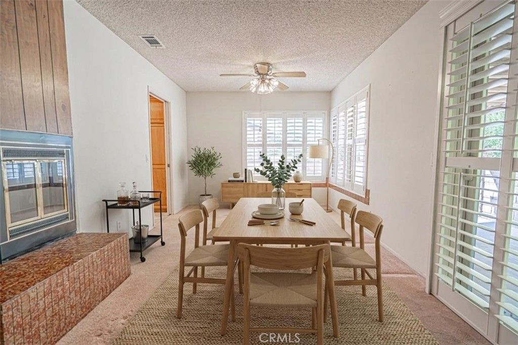 Image 7 of property listing at 19545 Brendle, Newhall, CA 91321