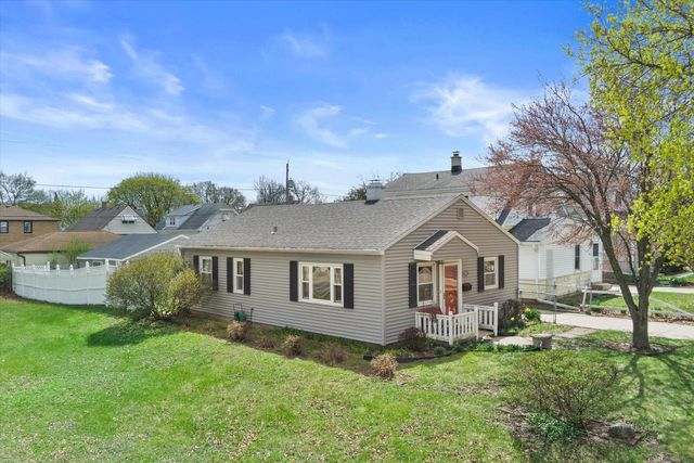 2706 71st STREET, Milwaukee, WI 53219