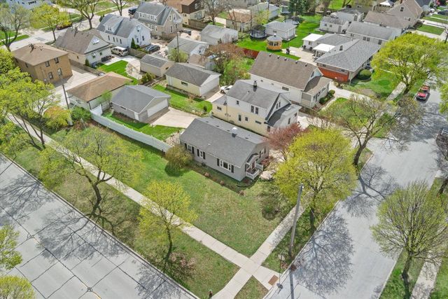 2706 71st STREET, Milwaukee, WI 53219